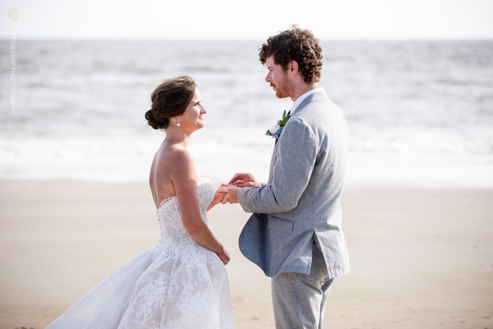 A Bald Head Island wedding and beach ceremony in North Carolina