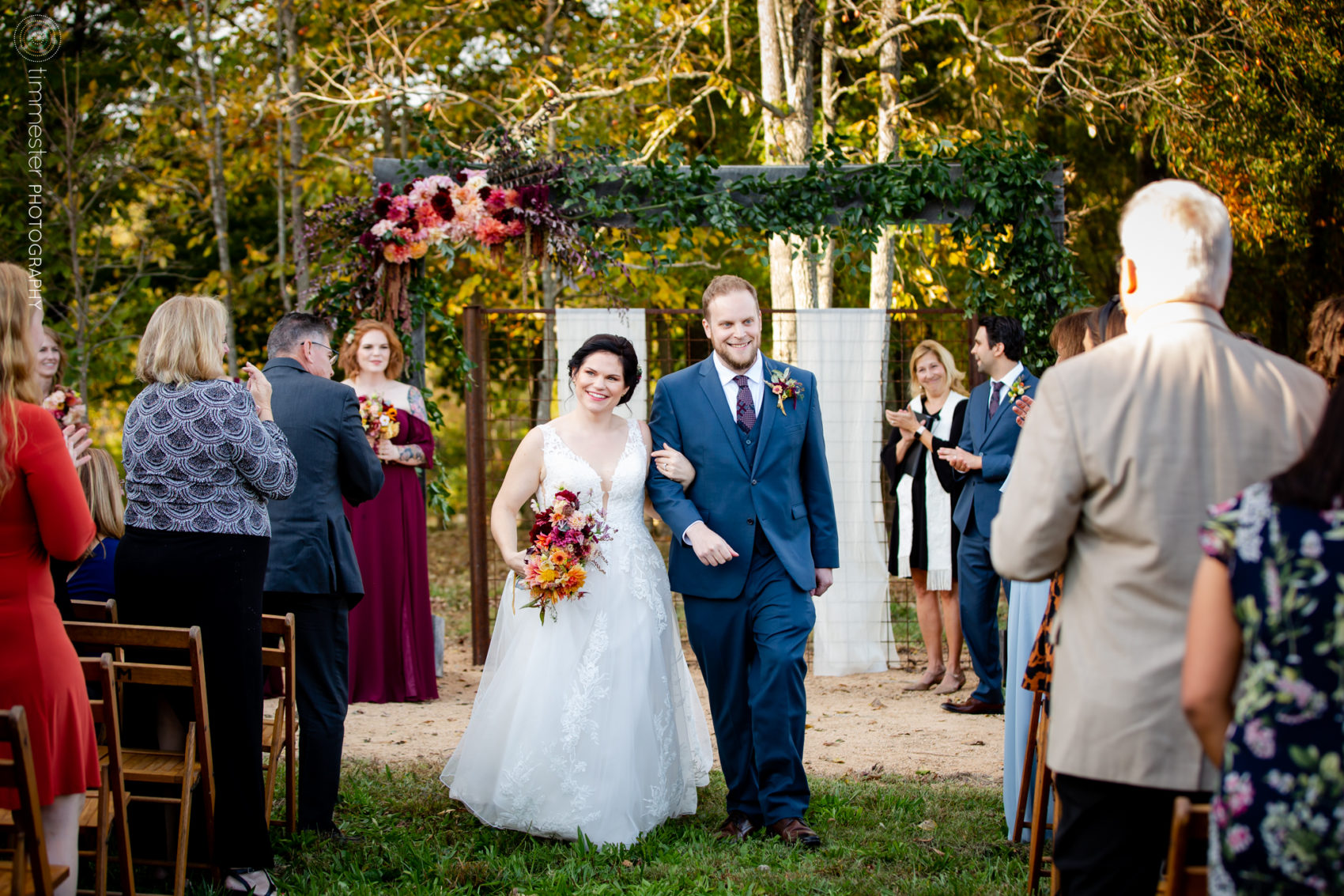 A Sassafras Fork Farm wedding, using their outdoor ceremony site in the autumn.